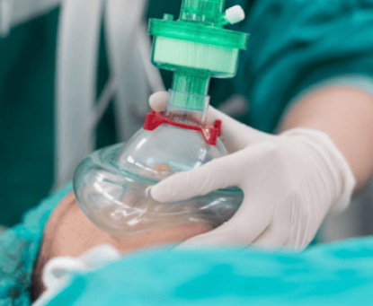 Có cần phải gây mê toàn thân không trong phẫu thuật nội soi thu nhỏ dạ dày?